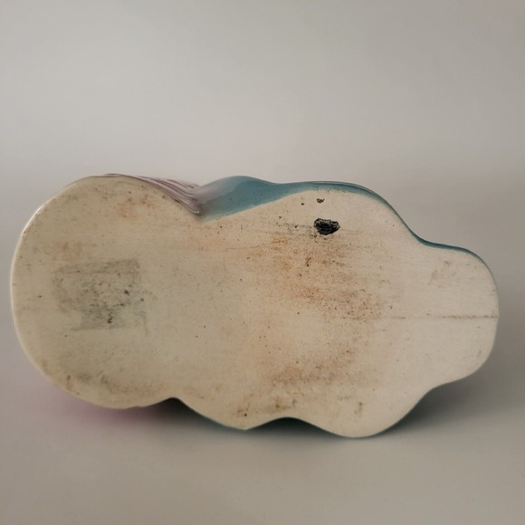 Vintage Pottery Southern Belle Wishing Well Planter Figurine Vase 40s 50s - Picture 7 of 7